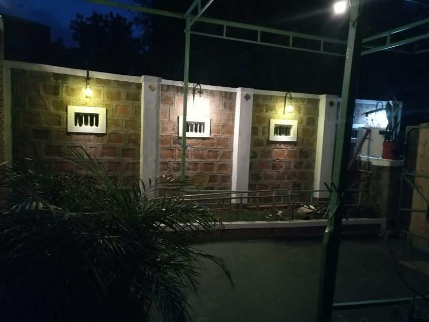 Kilimanjaro Mad Monkey'S Hotel Μόσι Εξωτερικό φωτογραφία